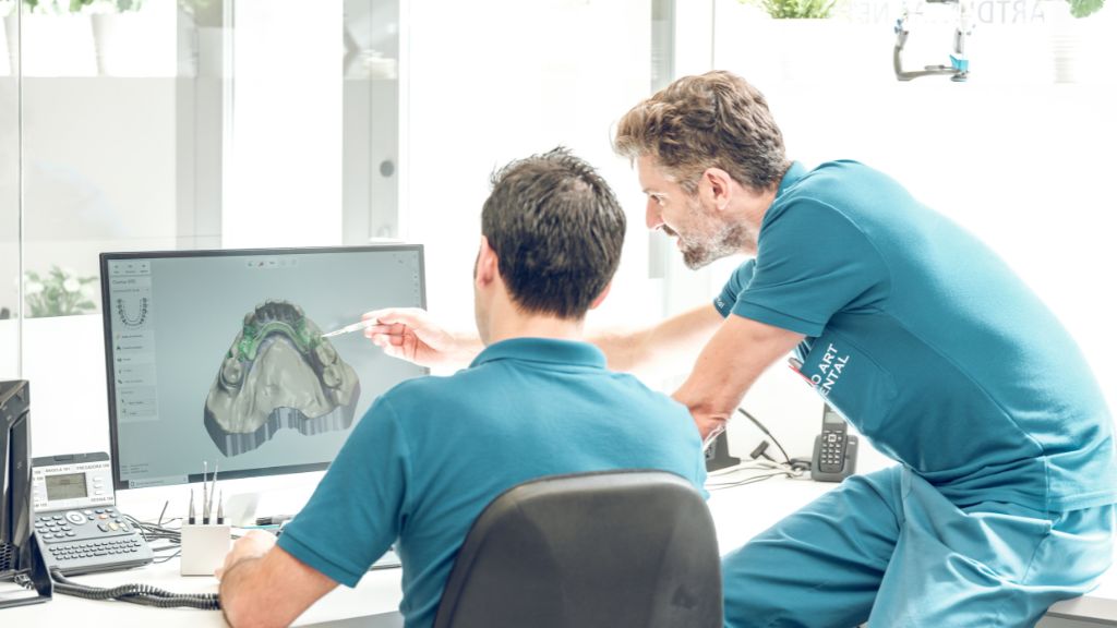 At Cheer Dental Clinic, the doctors are discussing an image that shows